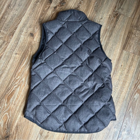 J. CREW Quilted Down Puffer Vest Women's XS Gray Full Zip Pockets Lined - Picture 6 of 7